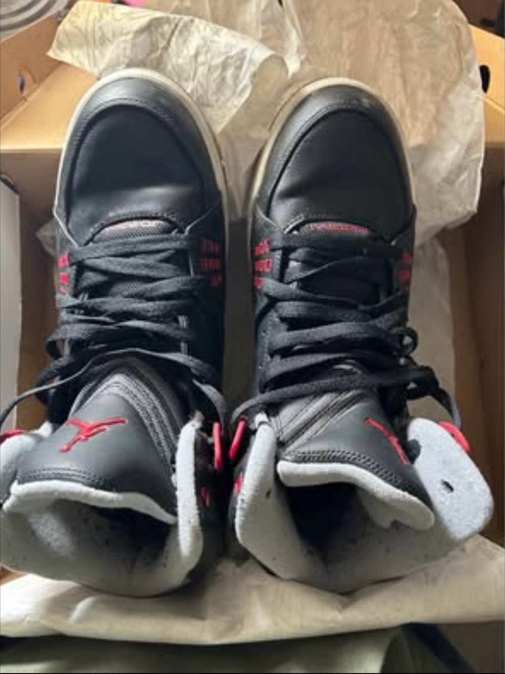 Nike Black and Red Men's Sneakers
